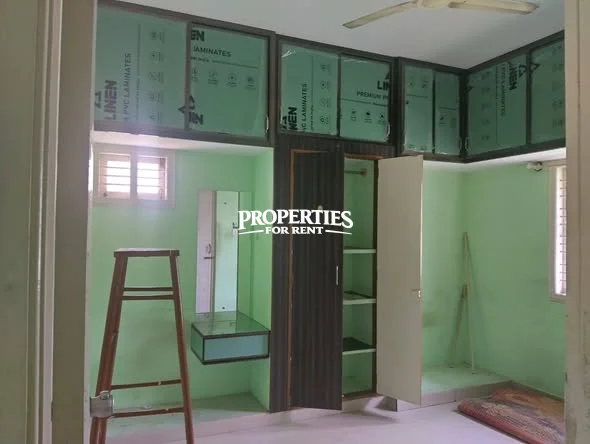 2bhk semi furnished house in hirendahalli ( near East point engineering college)