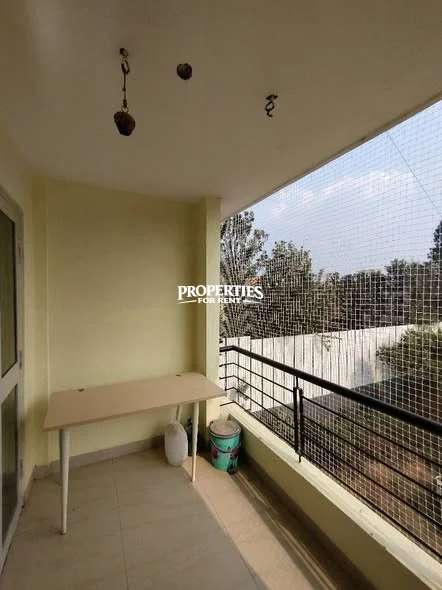 3BHK Duplex Pent house in Bharat Nilaya Apartment is available for rent. It’s 2600 SqFt builtup with Private terrace.