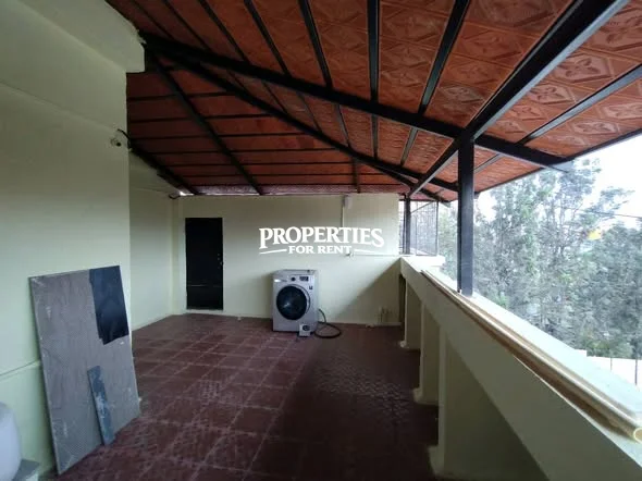 3BHK Duplex Pent house in Bharat Nilaya Apartment is available for rent. It’s 2600 SqFt builtup with Private terrace.