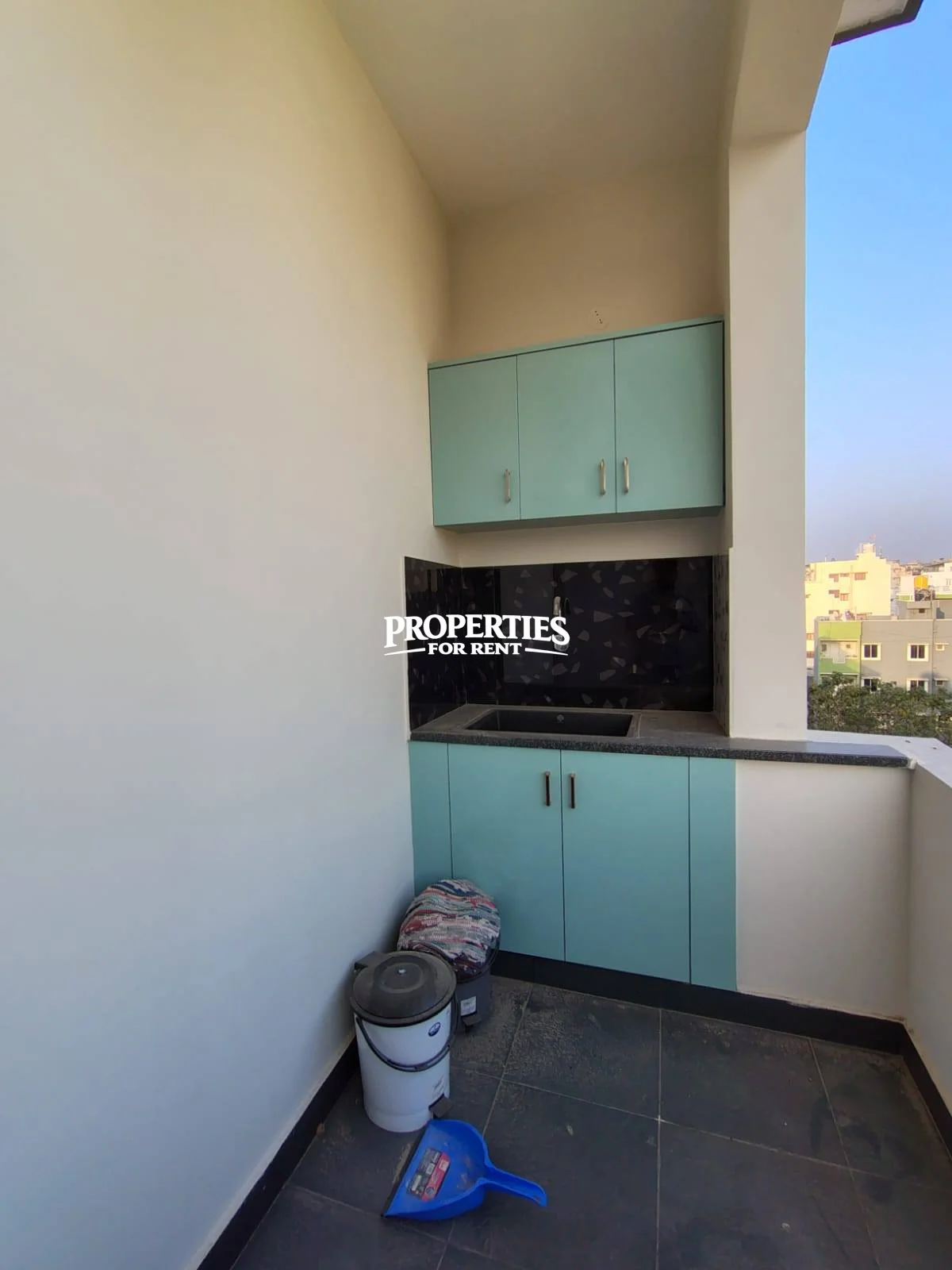 🏰 BEAUTIFUL 3BHK | SINGASANDRA (NEAR HSR)