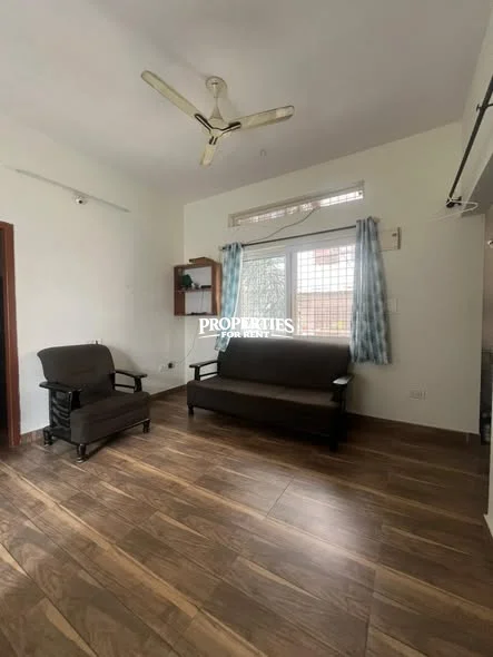 Bright &amp; Spacious 3.5 BHK Duplex | 750m to Metro | Fully Furnished | No Brokerage📍