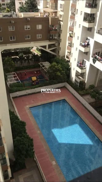 Budget Friendly Room With Attached Washroom In Fully Furnished 3.5 BHK 🏠