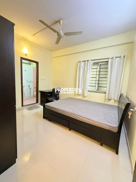 Rooms available in FULLY FURNISHED 3BHK – READY TO MOVE IN