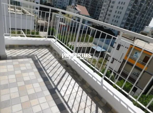 well ventilated east facing 3bhk apartment with plenty of natural sunshine